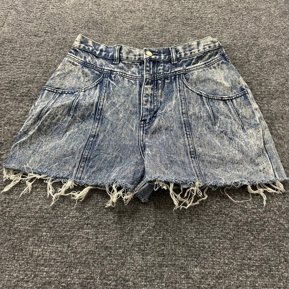 Brittania Denim Shorts Womens Size 13 Blue Acid Wash High Waist Pleated Raw Hem